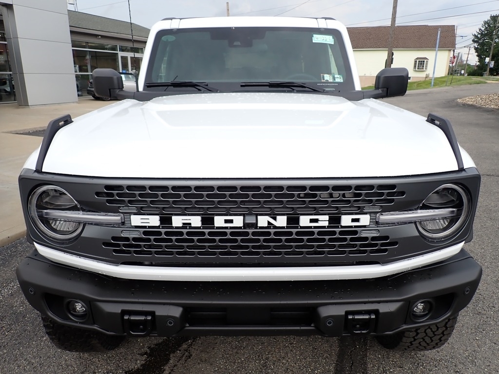 2026 Ford Bronco Badlands Oxford White at Star Lake Ford