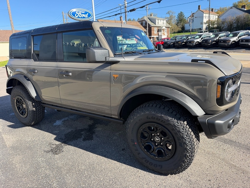 2026 Ford Bronco photo 8 of 20