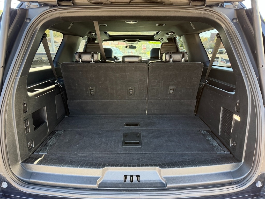 2021 Ford Expedition MAX photo 6 of 30