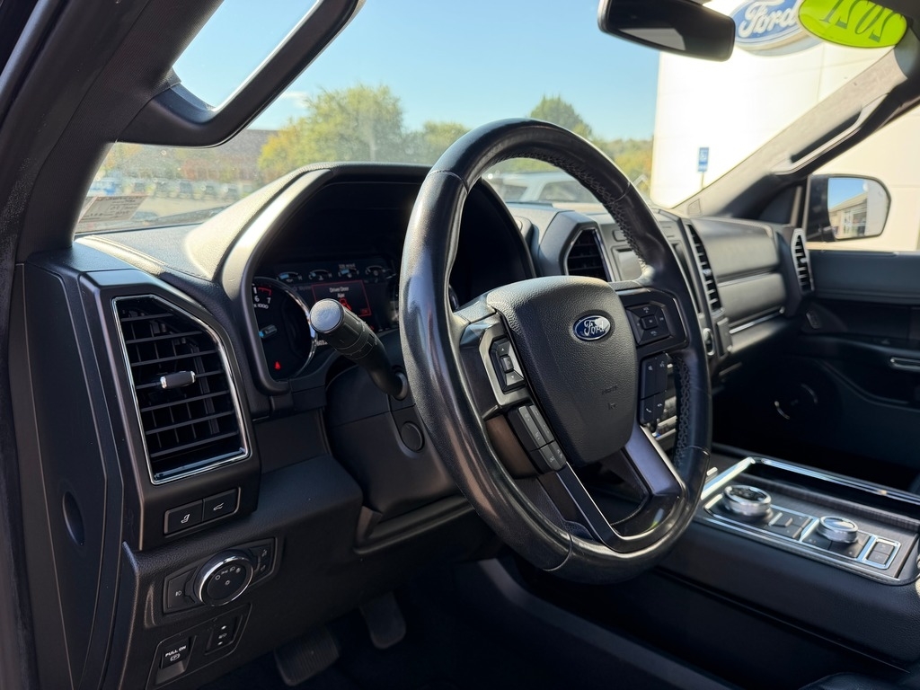 2021 Ford Expedition MAX photo 15 of 30