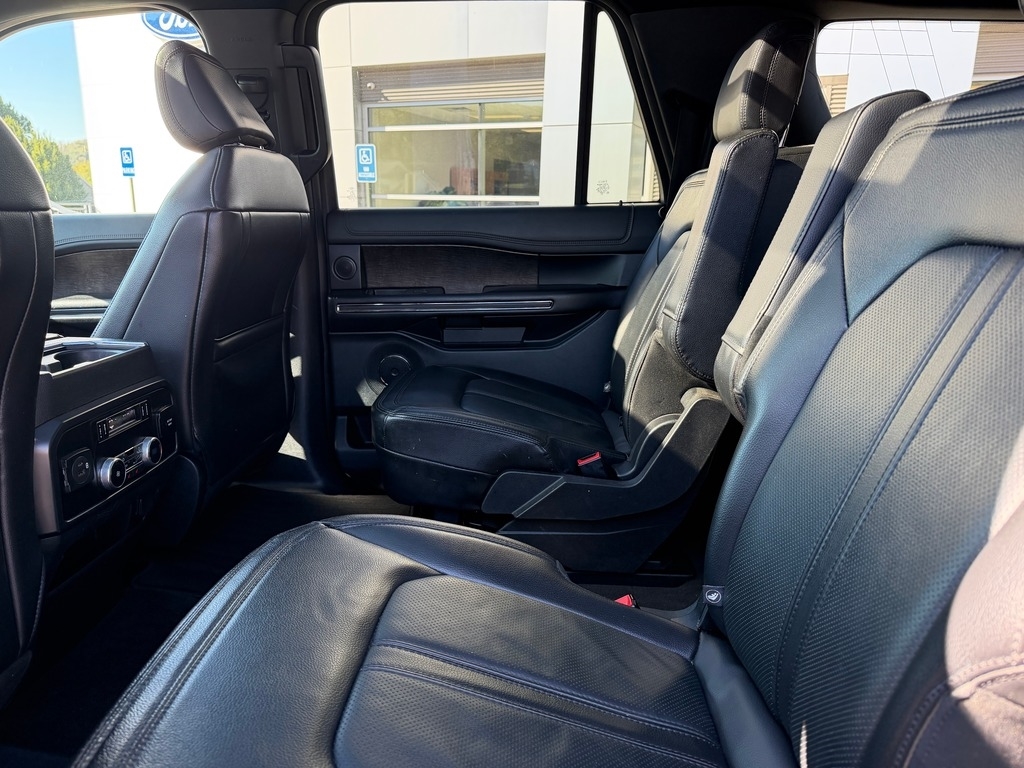 2021 Ford Expedition MAX photo 18 of 30