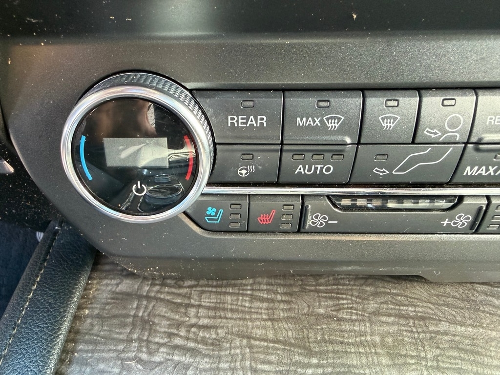 2021 Ford Expedition MAX photo 25 of 30