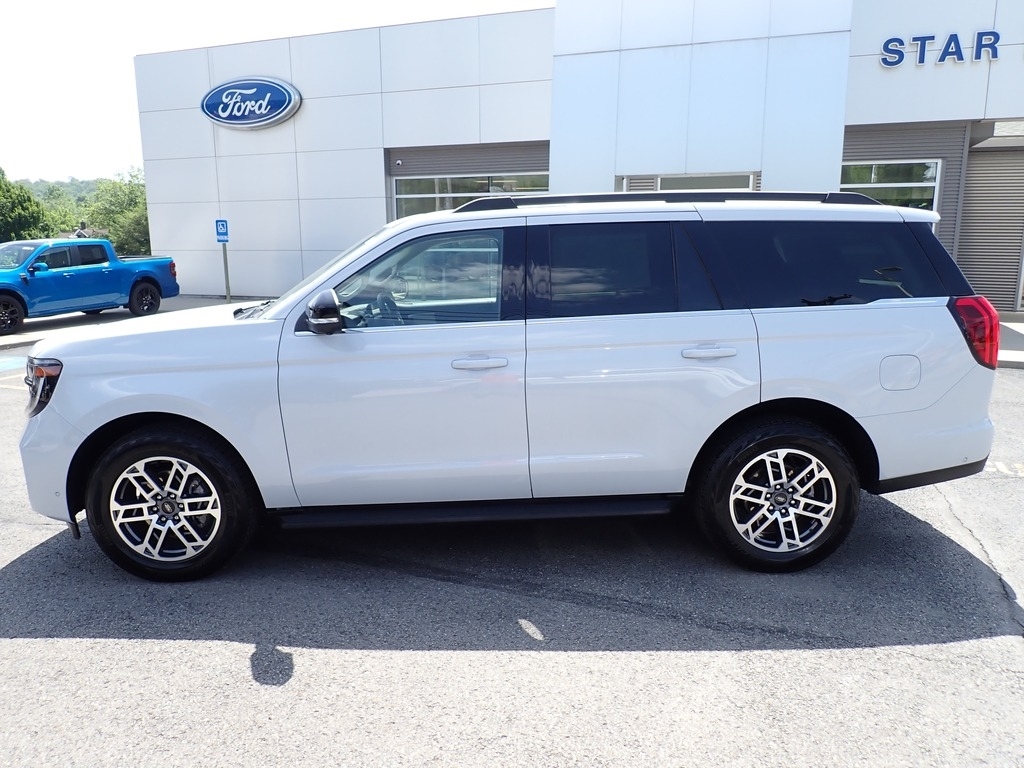 2025 Ford Expedition Active Space Silver at Star Lake Ford