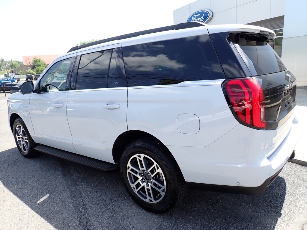 2025 Ford Expedition Active Space Silver at Star Lake Ford