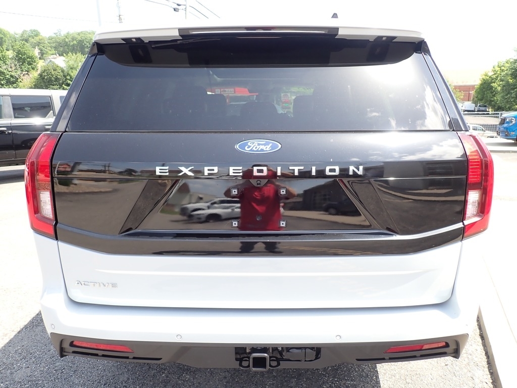2025 Ford Expedition Active Space Silver at Star Lake Ford