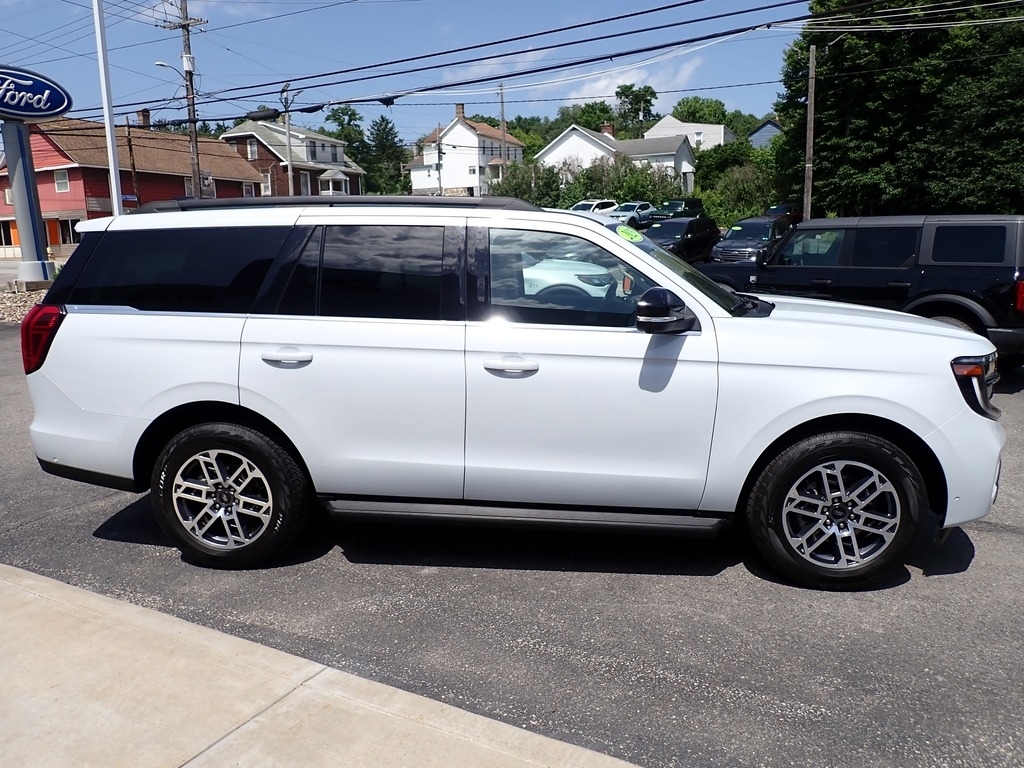 2025 Ford Expedition Active Space Silver at Star Lake Ford