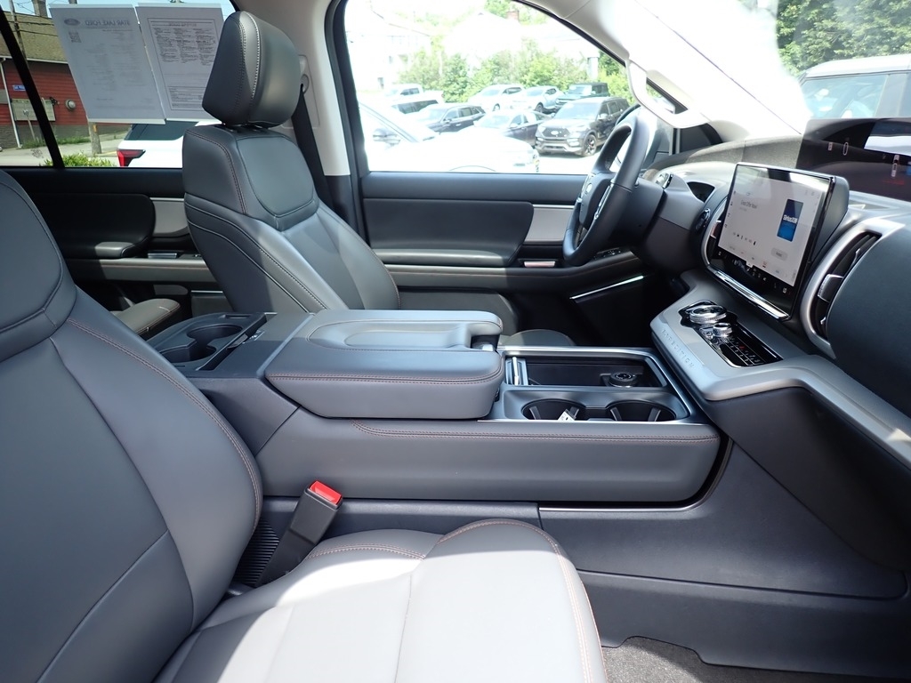 2025 Ford Expedition Active Space Silver at Star Lake Ford