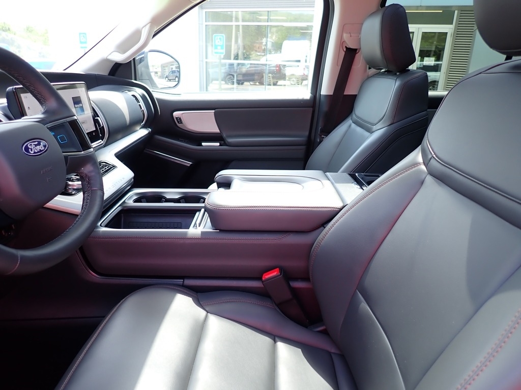 2025 Ford Expedition Active Space Silver at Star Lake Ford