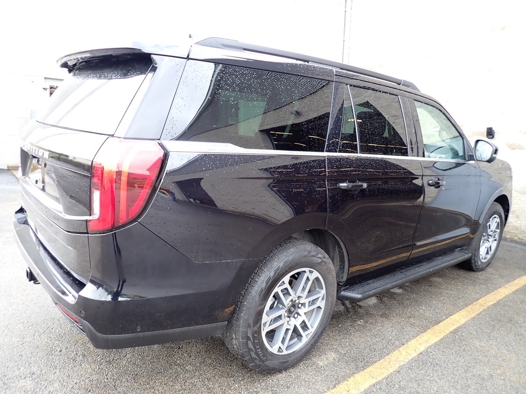 2025 Ford Expedition Active Agate Black at Star Lake Ford