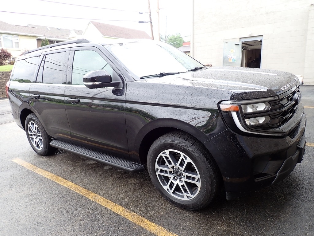 2025 Ford Expedition Active Agate Black at Star Lake Ford