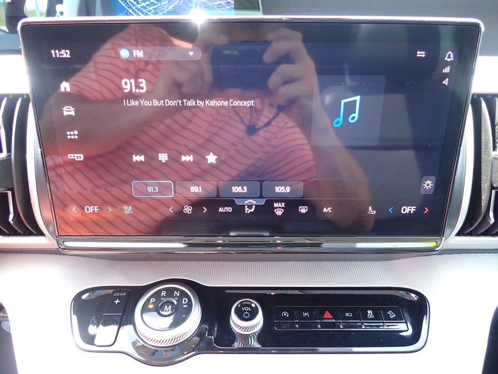 2025 Ford Expedition Active Agate Black at Star Lake Ford
