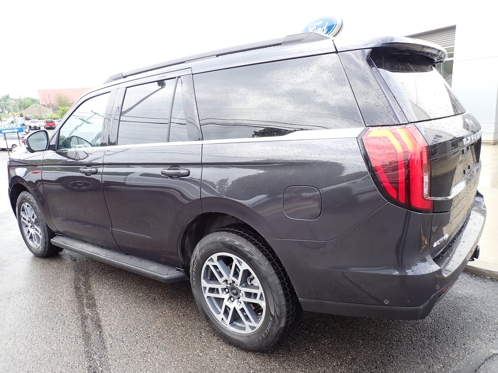 2025 Ford Expedition Active Glacier Gray Metallic Tri-Coat at Star Lake Ford