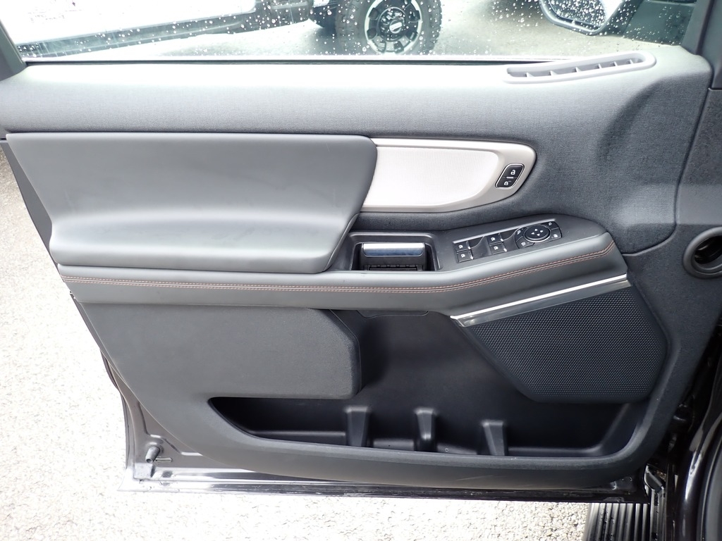 2025 Ford Expedition Active Glacier Gray Metallic Tri-Coat at Star Lake Ford