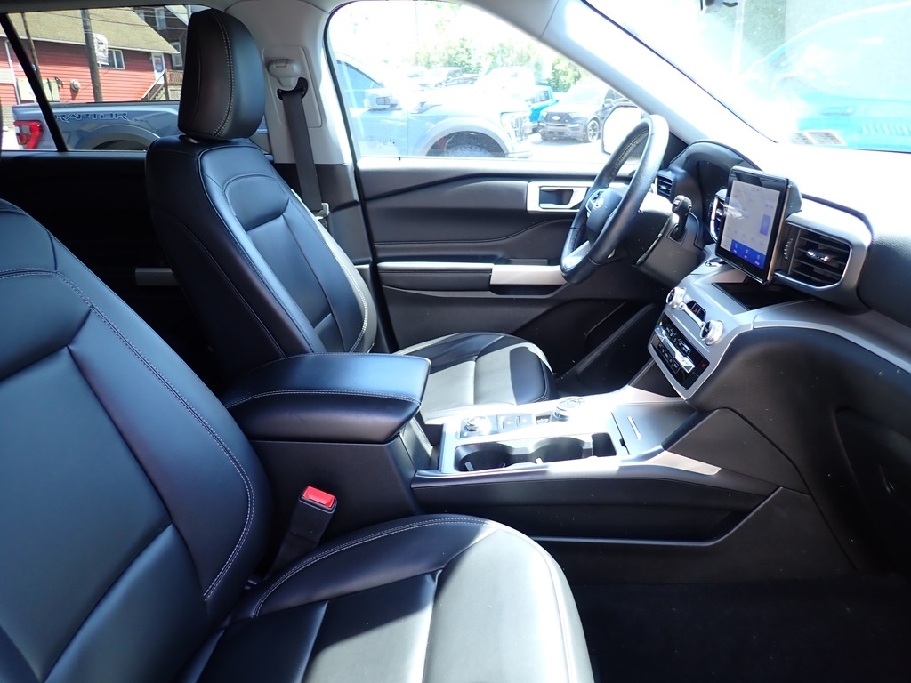 2023 Ford Explorer XLT STONE BLUE at Star Lake Ford