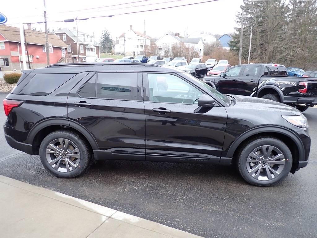 2026 Ford Explorer Active - 6