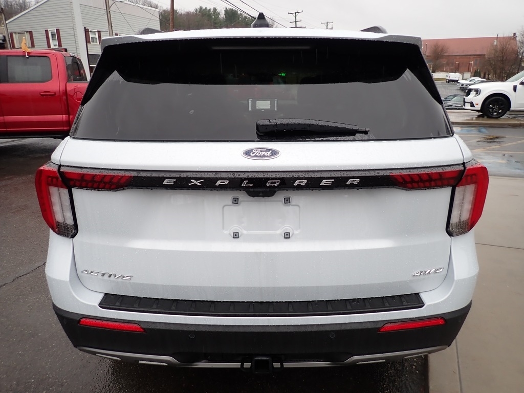 2026 Ford Explorer Active - 3