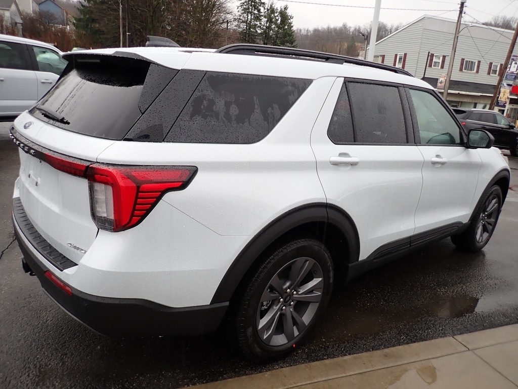 2026 Ford Explorer Active - 6