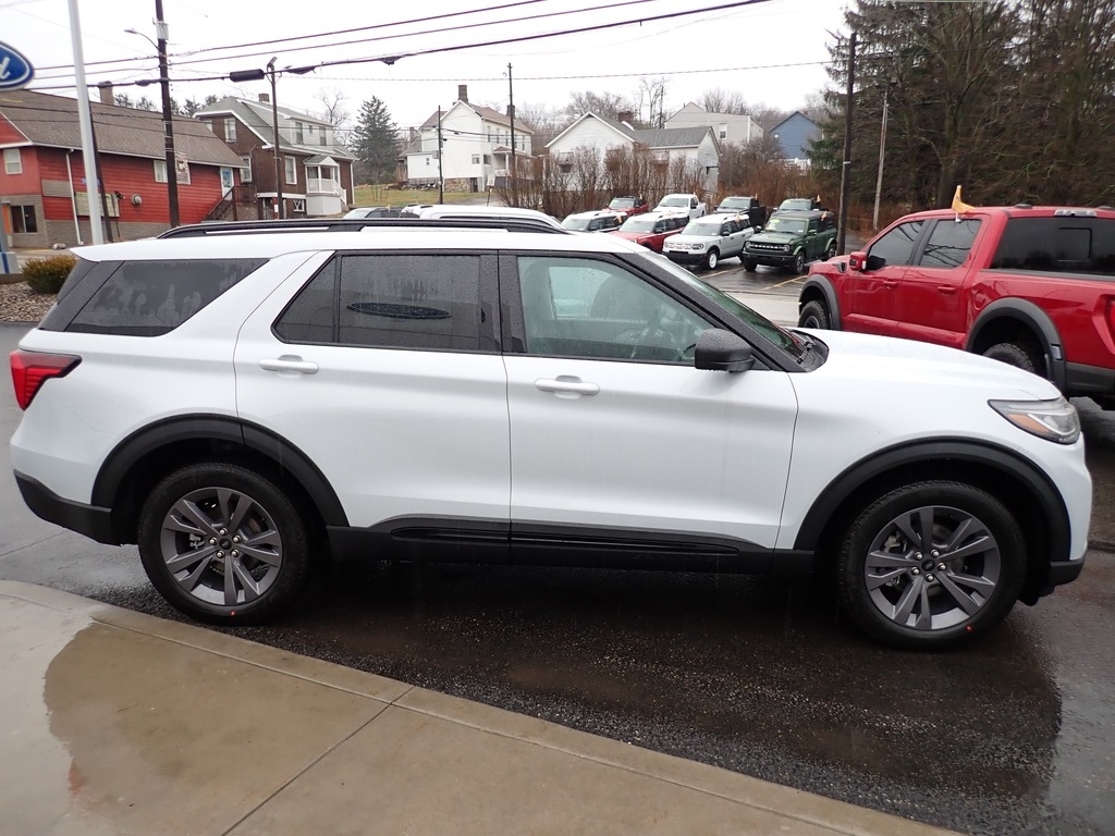 2026 Ford Explorer Active - 7