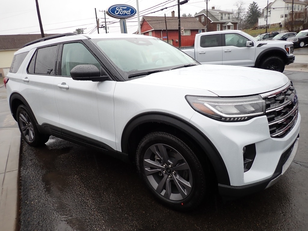 2026 Ford Explorer Active - 8
