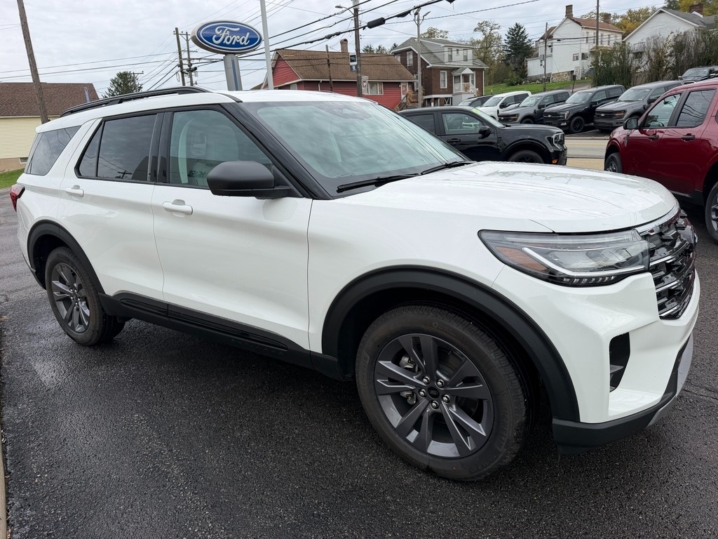 2026 Ford Explorer photo 8 of 20