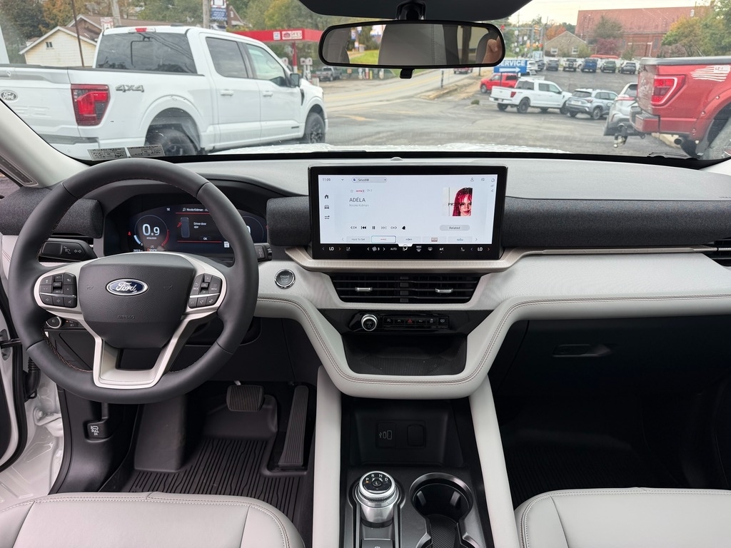 2026 Ford Explorer photo 13 of 20