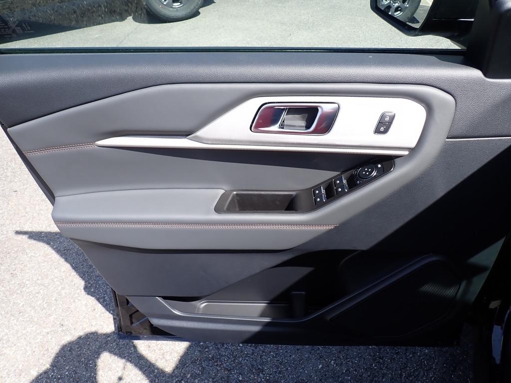 2026 Ford Explorer Active Agate Black at Star Lake Ford