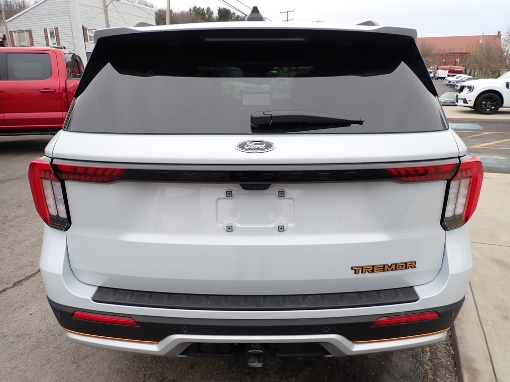 2026 Ford Explorer Tremor - 3