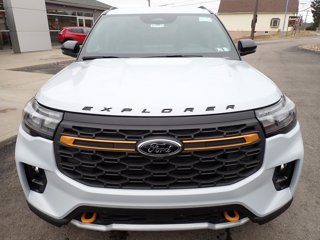 2026 Ford Explorer Tremor - 9