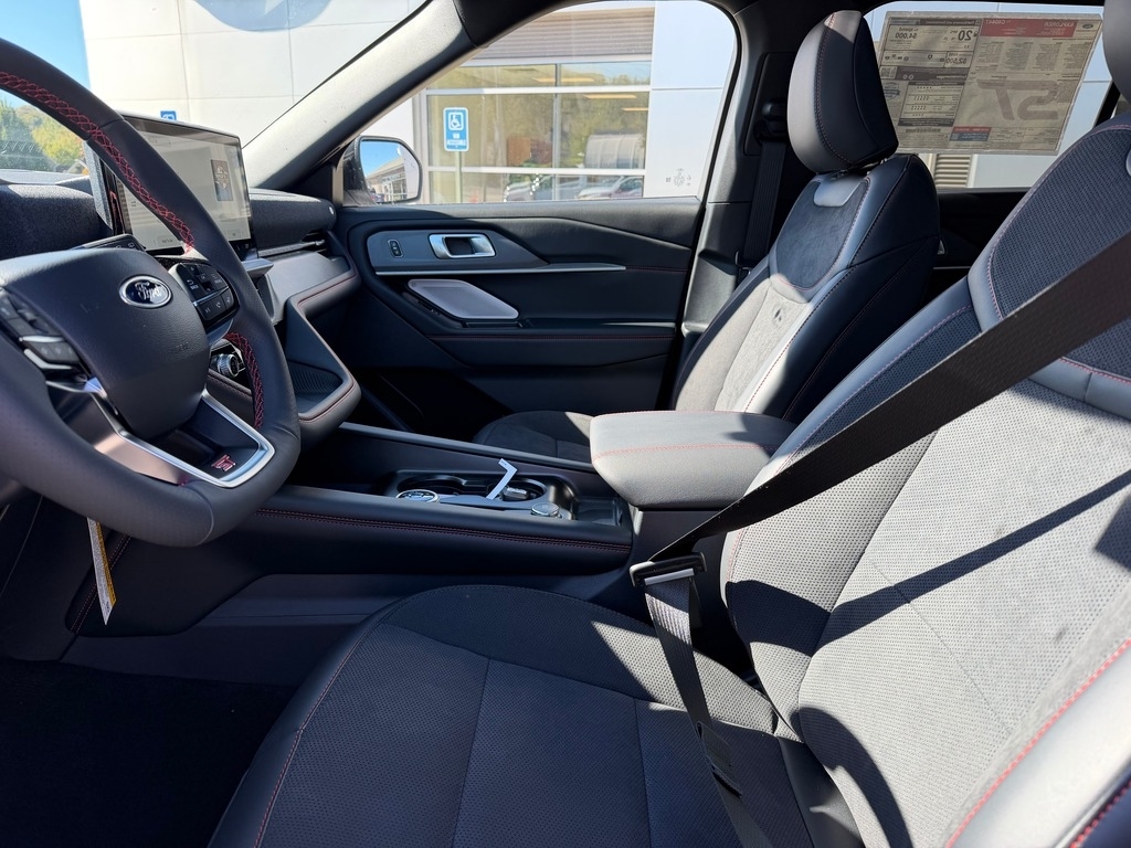 2026 Ford Explorer photo 11 of 20