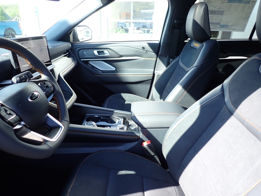 2026 Ford Explorer Tremor Agate Black at Star Lake Ford