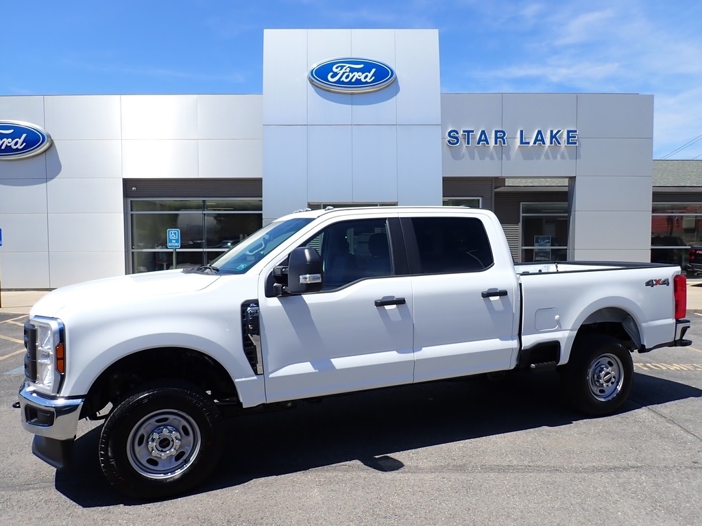 2026 Ford F-250 Super Duty  WHITE at Star Lake Ford