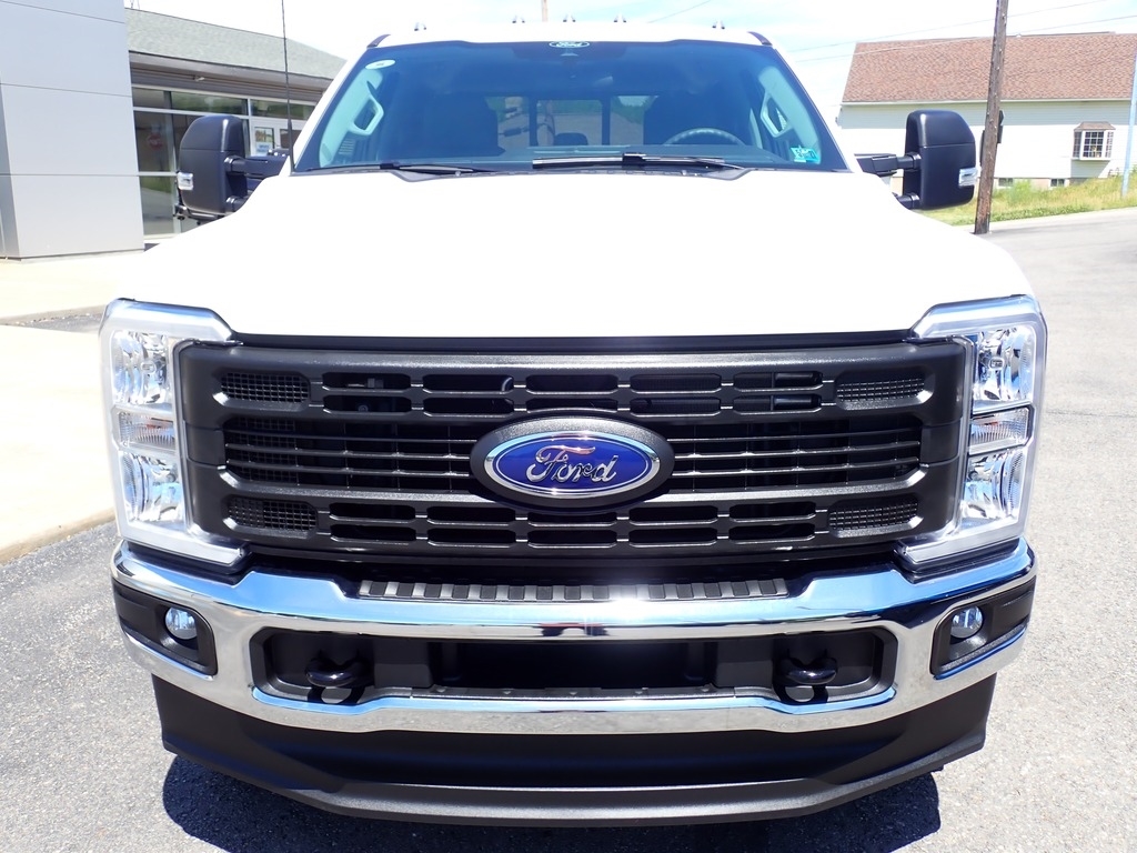 2026 Ford F-250 Super Duty  WHITE at Star Lake Ford