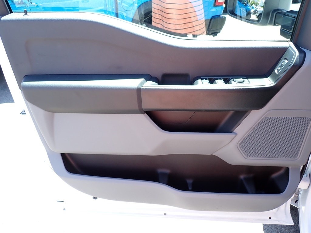 2026 Ford F-250 Super Duty  WHITE at Star Lake Ford