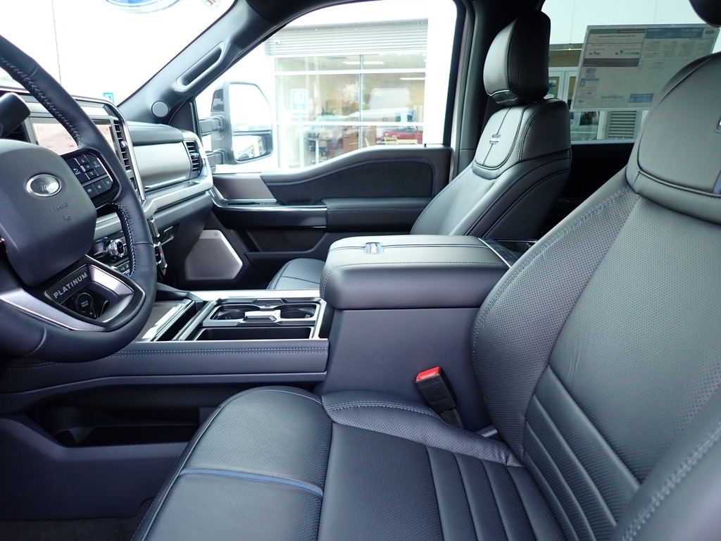 2026 Ford F-350 Super Duty  STAR WHITE at Star Lake Ford