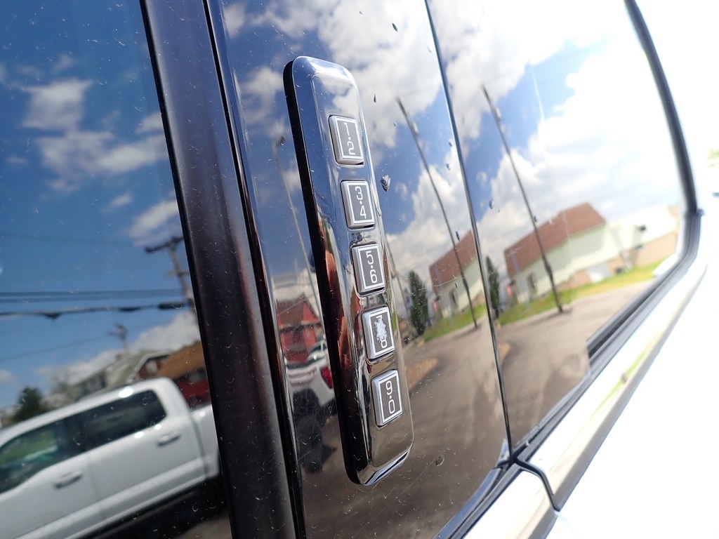 2022 Ford F-150 Platinum Star White Metallic Tri-Coat at Star Lake Ford