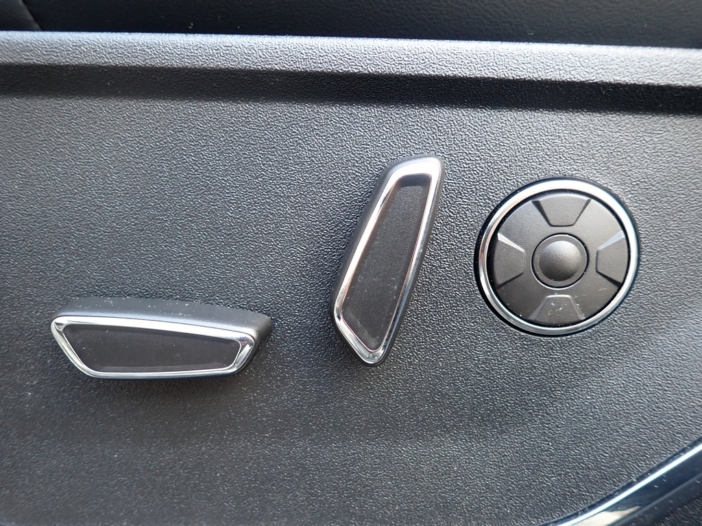 2022 Ford F-150 Platinum Star White Metallic Tri-Coat at Star Lake Ford