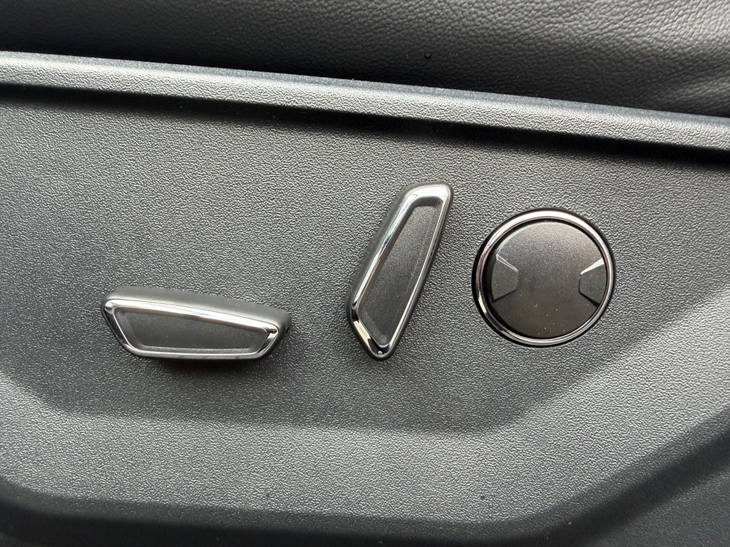 2026 Ford F-150 photo 17 of 20