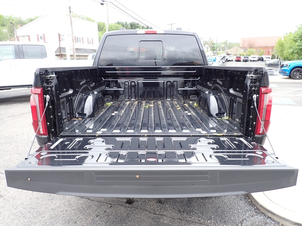 2026 Ford F-150 Lariat Agate Black at Star Lake Ford