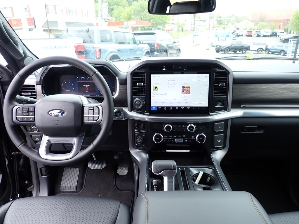 2026 Ford F-150 Lariat Agate Black at Star Lake Ford