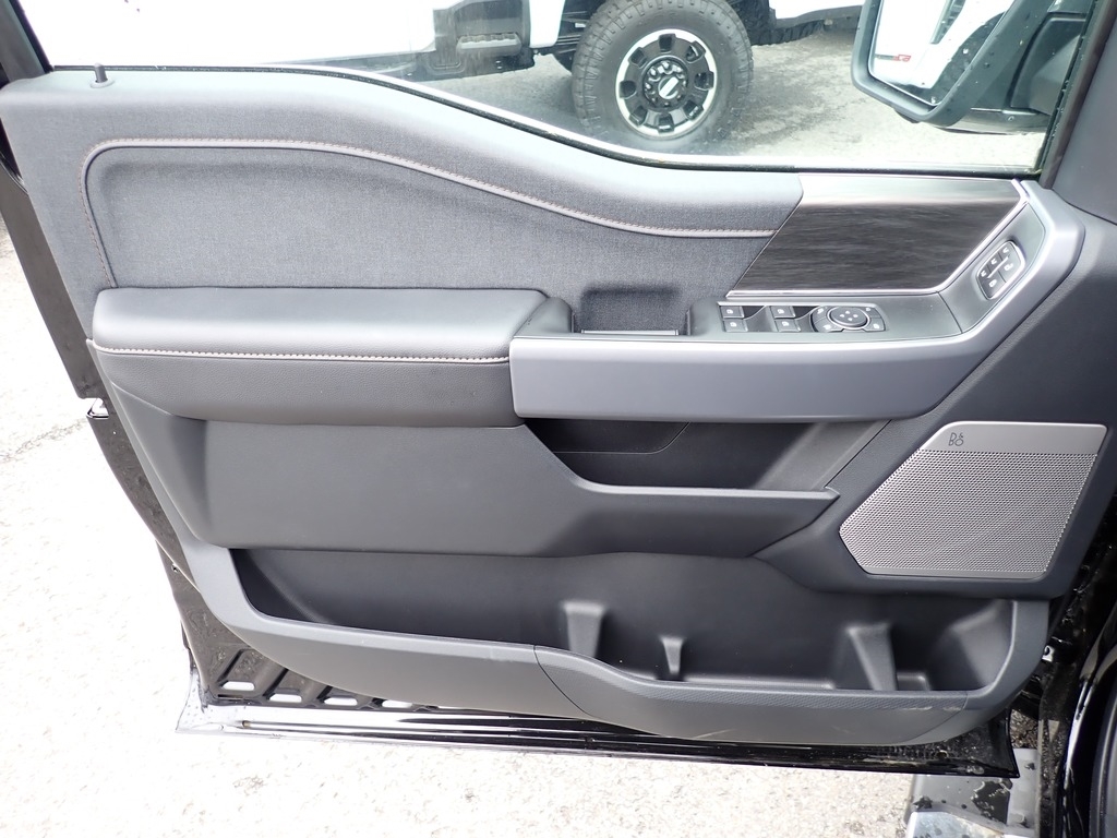 2026 Ford F-150 Lariat Agate Black at Star Lake Ford