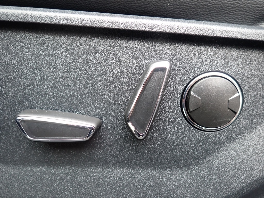 2026 Ford F-150 Lariat Agate Black at Star Lake Ford