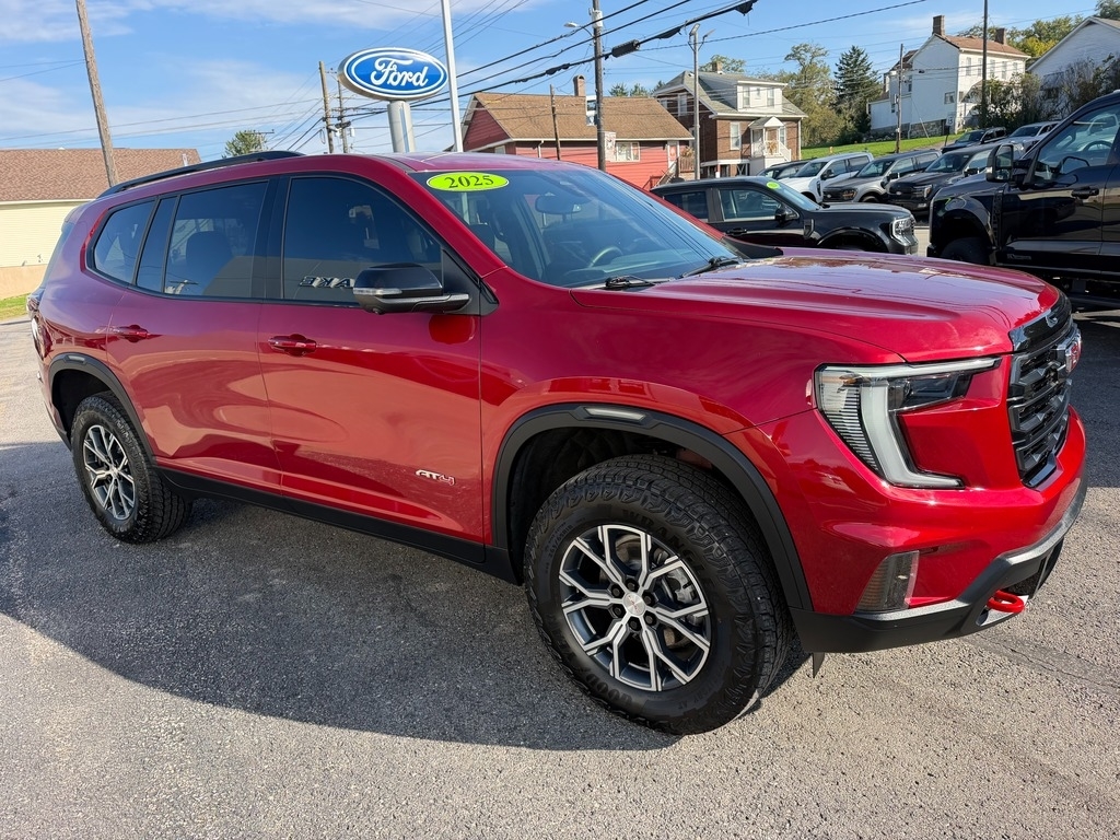 2025 GMC Acadia photo 10 of 30