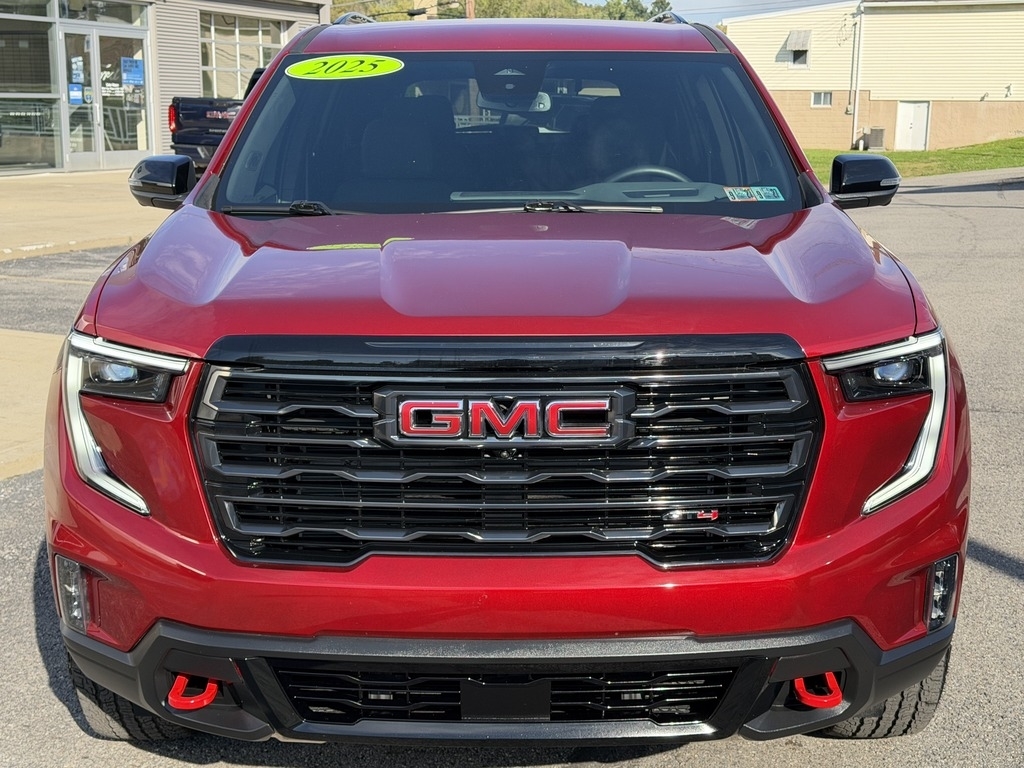 2025 GMC Acadia photo 11 of 30