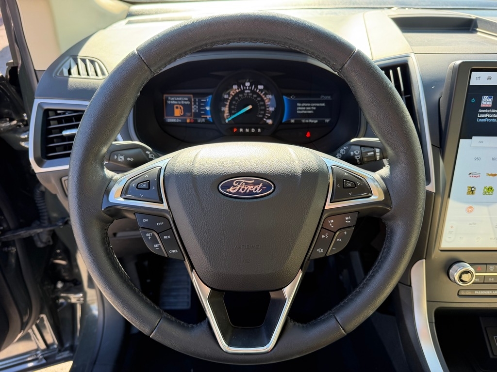 2024 Ford Edge photo 23 of 30