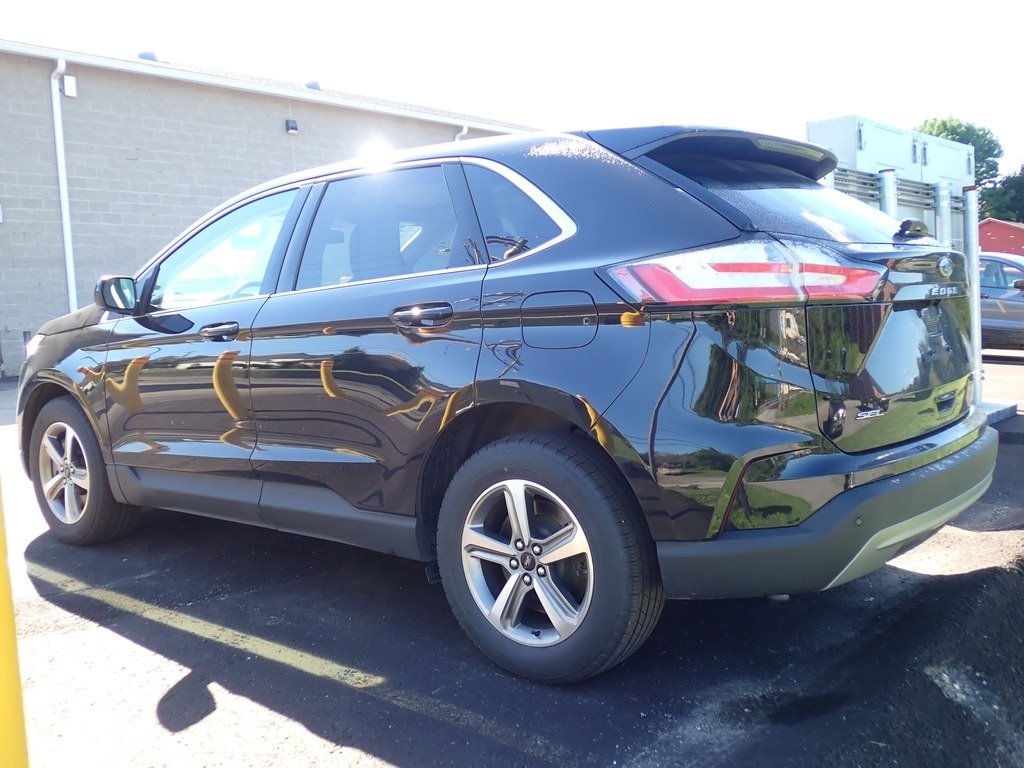 2024 Ford Edge SEL Agate Black at Star Lake Ford