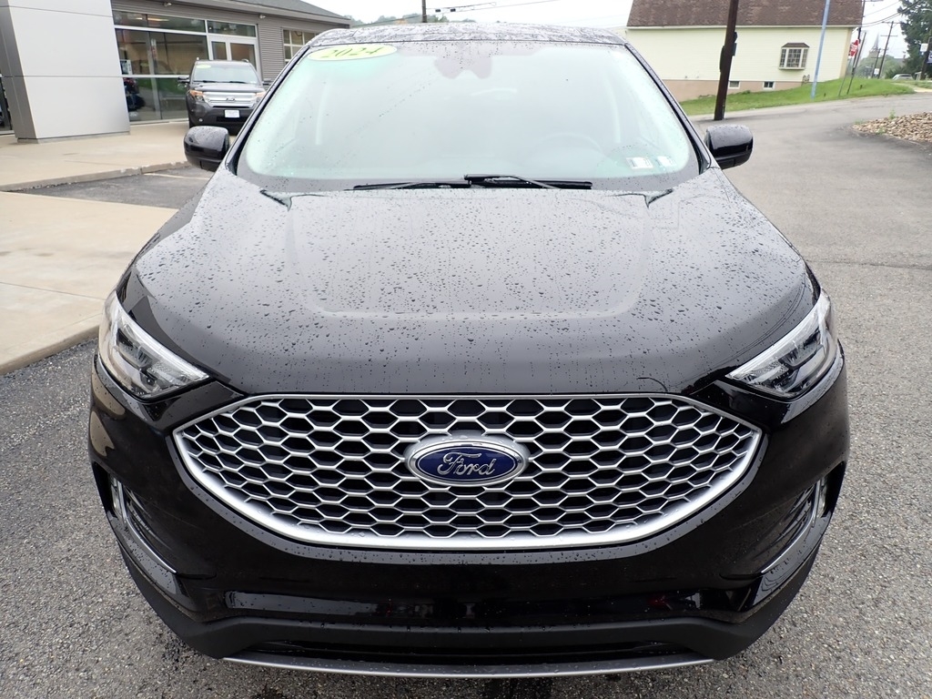 2024 Ford Edge SEL Agate Black at Star Lake Ford