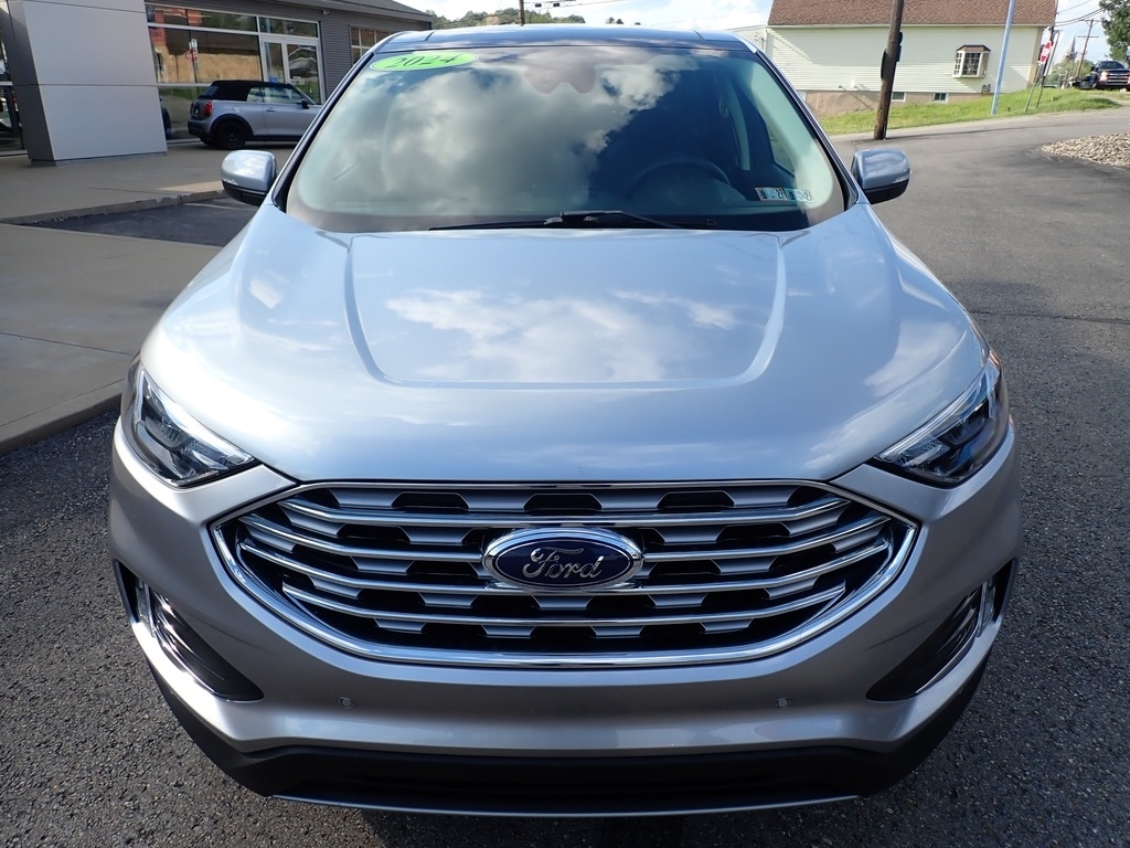 2024 Ford Edge Titanium Iconic Silver at Star Lake Ford