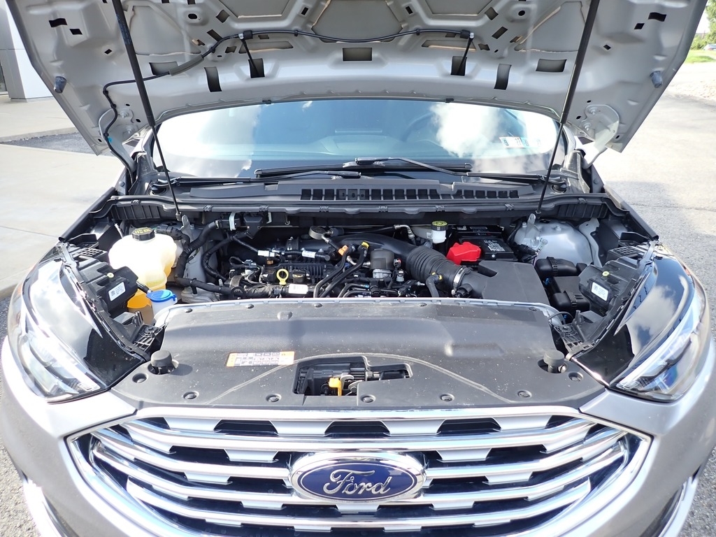 2024 Ford Edge Titanium Iconic Silver at Star Lake Ford