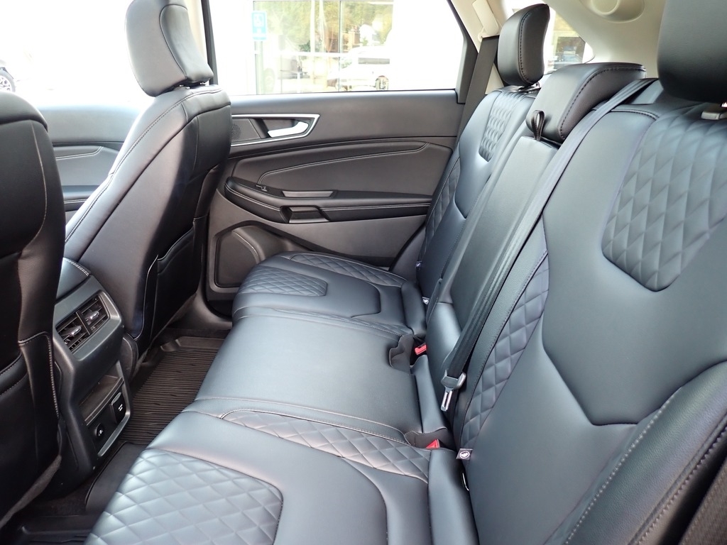 2024 Ford Edge Titanium Iconic Silver at Star Lake Ford