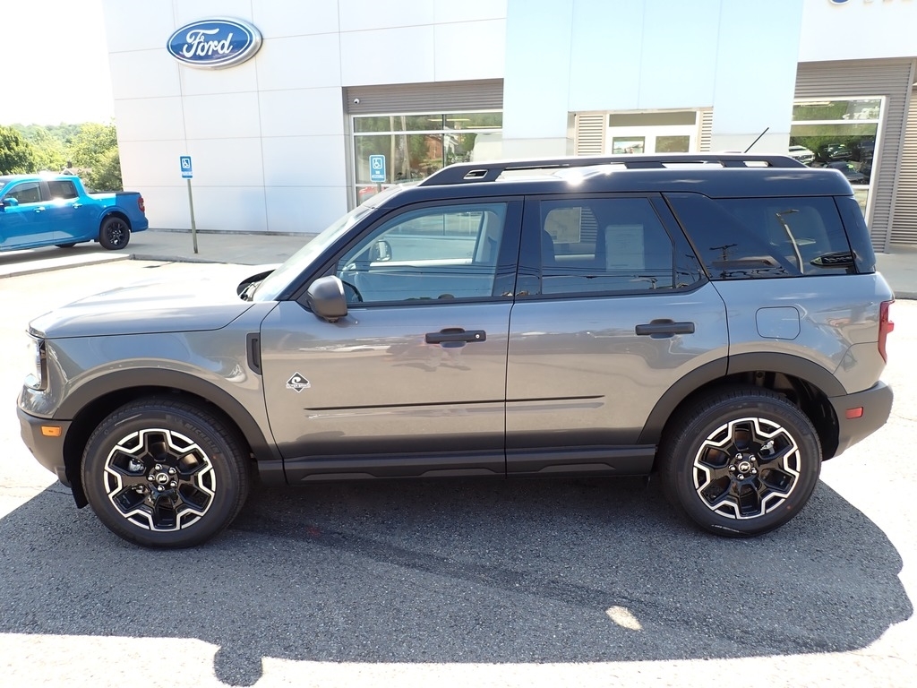 2026 Ford Bronco Sport Outer Banks CARBON GRY at Star Lake Ford